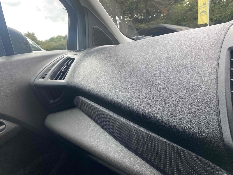 Ford 1.5 230 EcoBlue Leader Crew Van Double Cab 6dr Diesel Manual L2 Euro 6 (s/s) (100 ps)