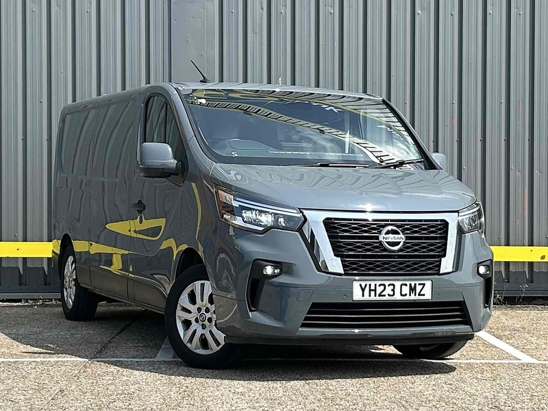 Nissan dCi 30 Tekna Panel Van 2.0 Manual Diesel