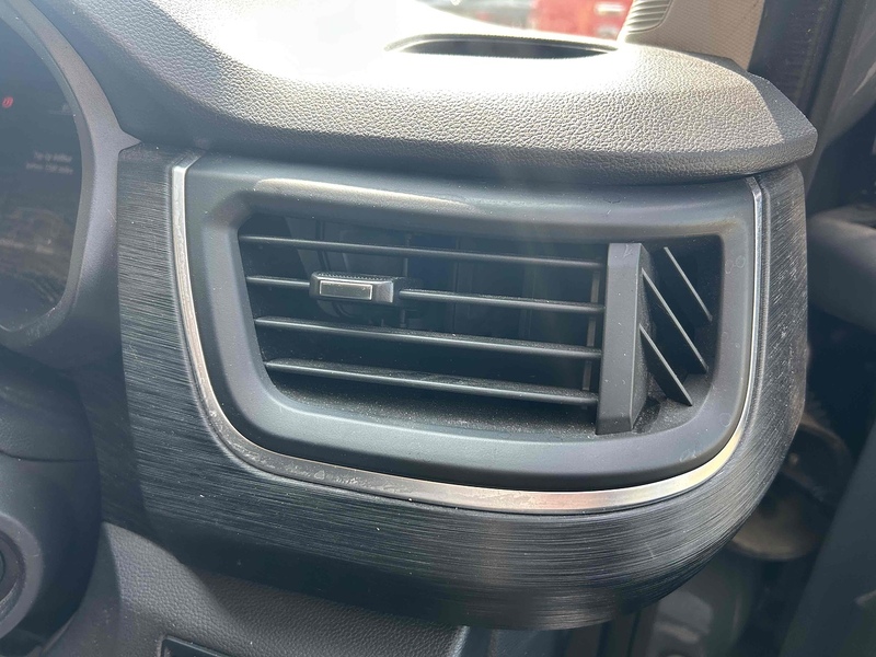 Nissan dCi 30 Tekna Panel Van 2.0 Manual Diesel