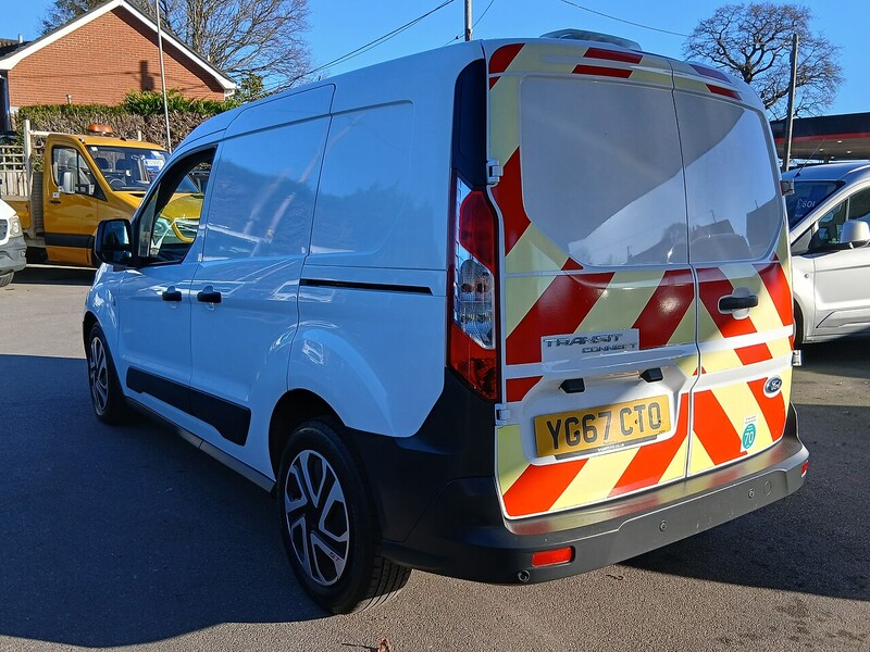 Ford 1.5 TDCi 200 Panel Van 5dr Diesel Manual L1 H1 (120 g/km, 74 bhp)