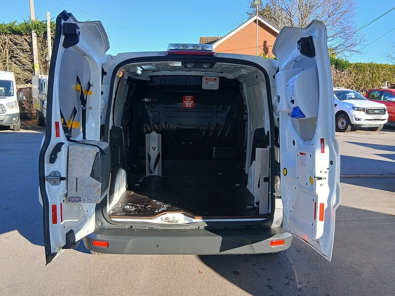 Ford 1.5 TDCi 200 Panel Van 5dr Diesel Manual L1 H1 (120 g/km, 74 bhp)