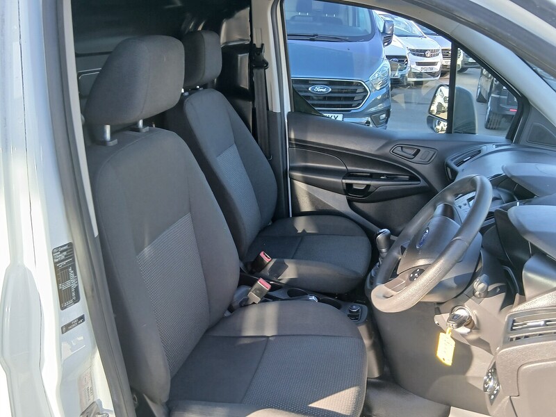 Ford 1.5 TDCi 200 Panel Van 5dr Diesel Manual L1 H1 (120 g/km, 74 bhp)