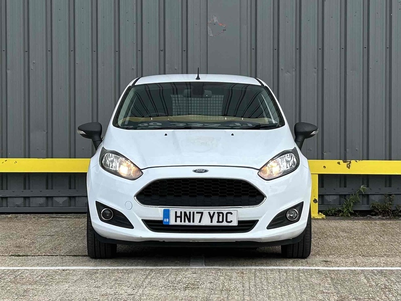 Ford 1.5 TDCi Panel Van 3dr Diesel Manual (94 g/km, 73.97 bhp)