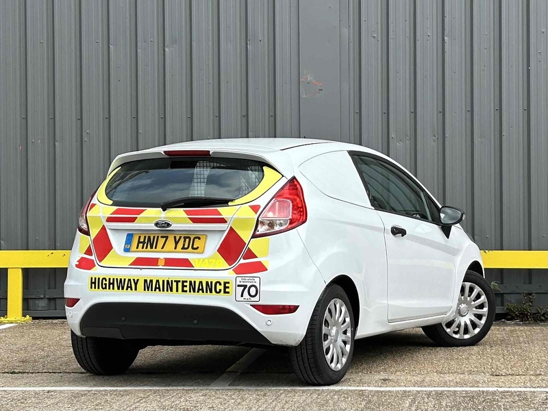 Ford 1.5 TDCi Panel Van 3dr Diesel Manual (94 g/km, 73.97 bhp)