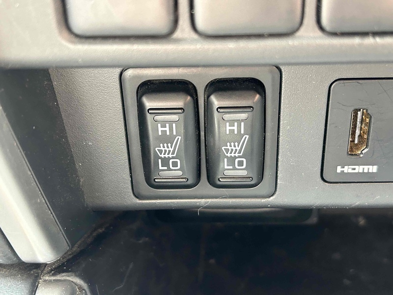 Mitsubishi DI-D DC Barbarian Pickup 2.2 Automatic Diesel