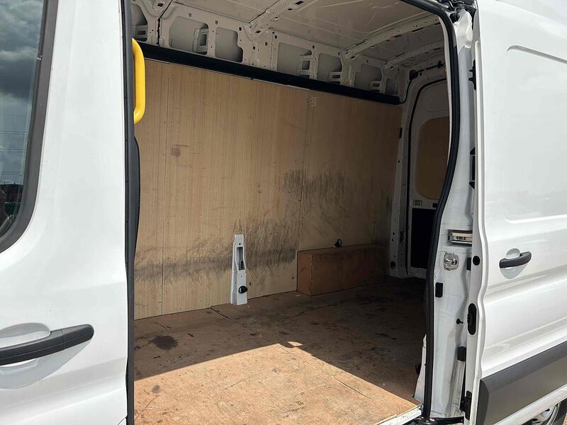 Ford 350 EcoBlue Leader Panel Van 2.0 Manual Diesel