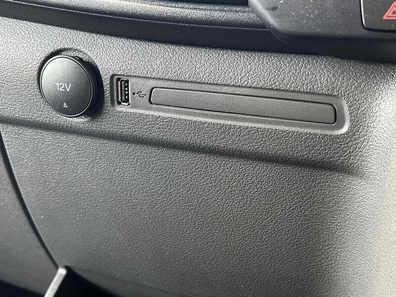 Ford 350 EcoBlue Leader Panel Van 2.0 Manual Diesel
