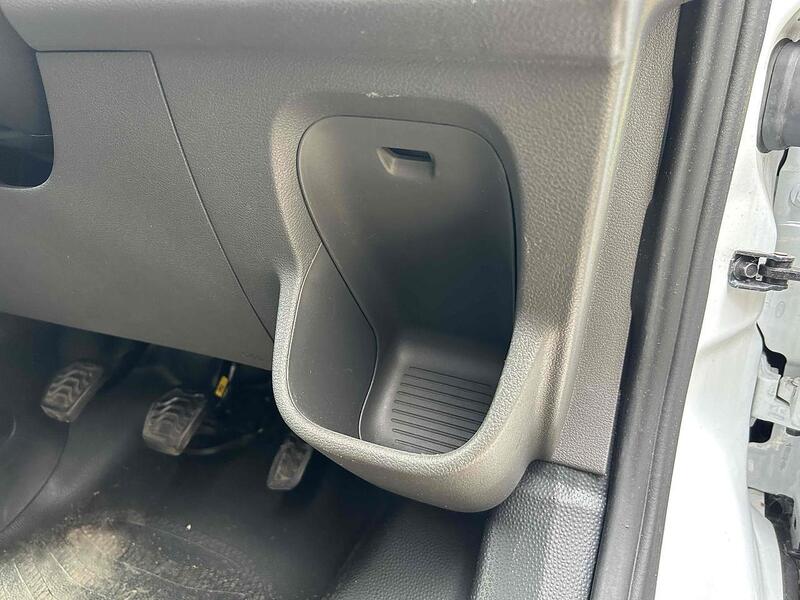 Ford 350 EcoBlue Leader Panel Van 2.0 Manual Diesel