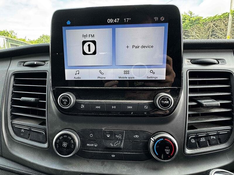 Ford 2.0 320 EcoBlue Trend Kombi Double Cab 5dr Diesel Manual L1 H1 Euro 6 (s/s) (130 ps)