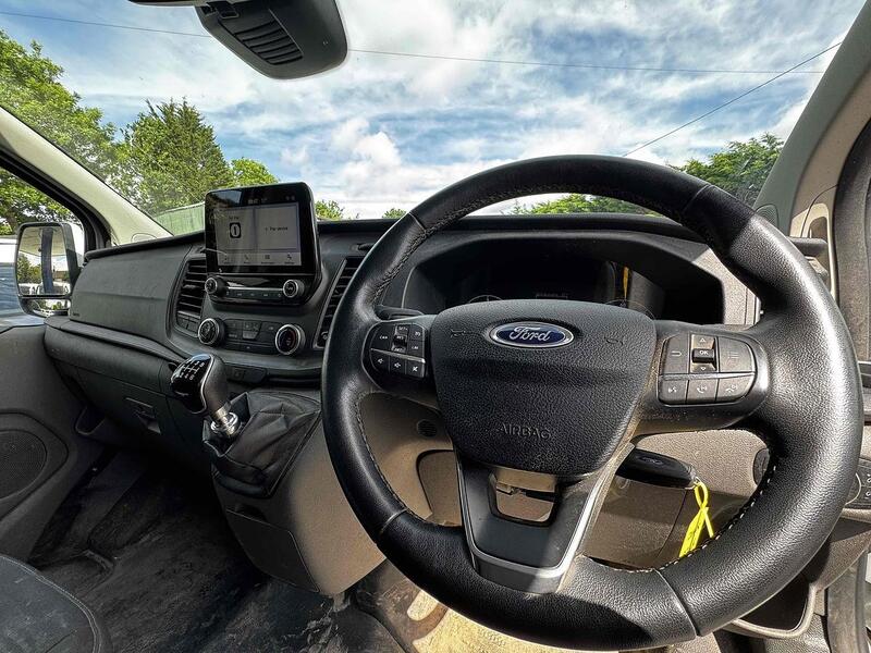 Ford 2.0 320 EcoBlue Trend Kombi Double Cab 5dr Diesel Manual L1 H1 Euro 6 (s/s) (130 ps)