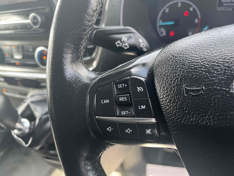 Ford 2.0 320 EcoBlue Trend Kombi Double Cab 5dr Diesel Manual L1 H1 Euro 6 (s/s) (130 ps)