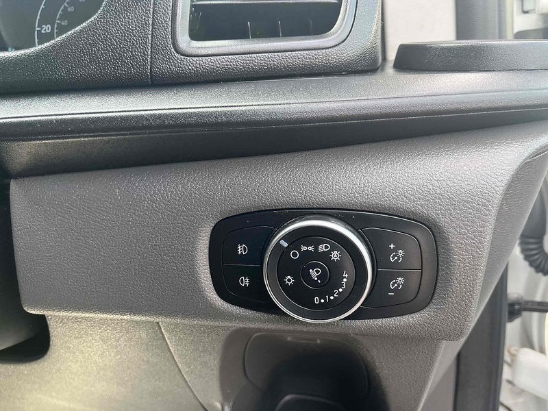 Ford 2.0 320 EcoBlue Trend Kombi Double Cab 5dr Diesel Manual L1 H1 Euro 6 (s/s) (130 ps)