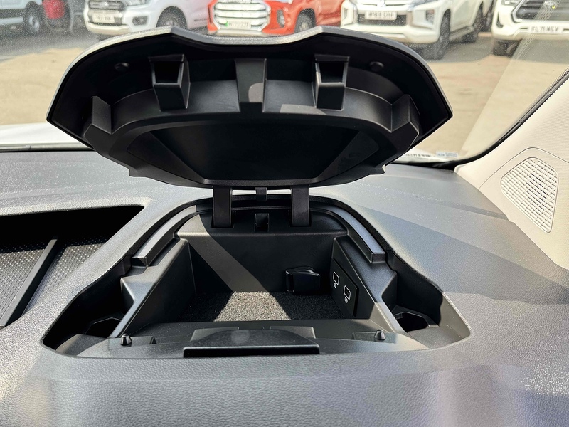 Renault Ml20 Ze Business 0.0 5dr Panel Van Automatic Electric