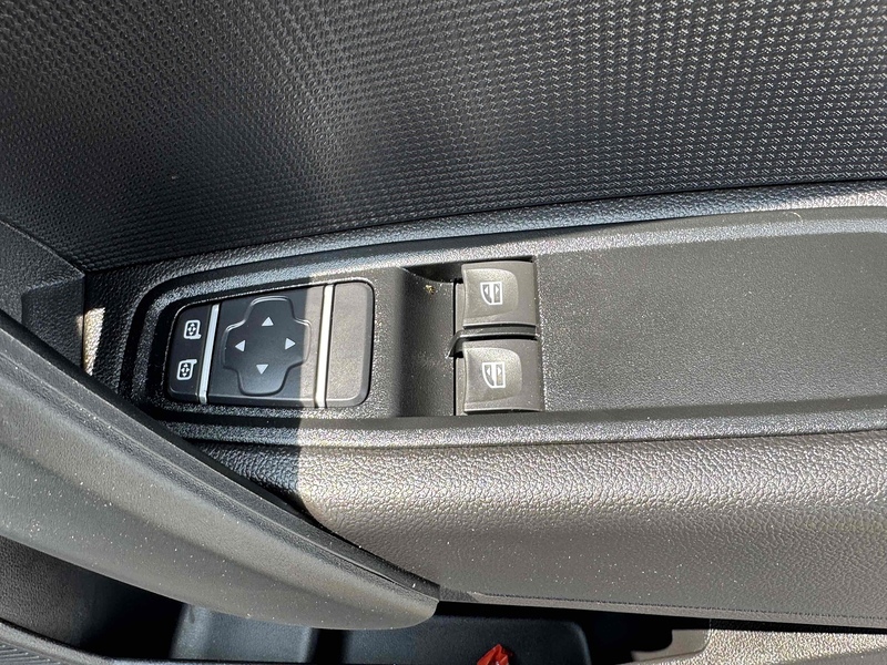 Renault Ml20 Ze Business 0.0 5dr Panel Van Automatic Electric