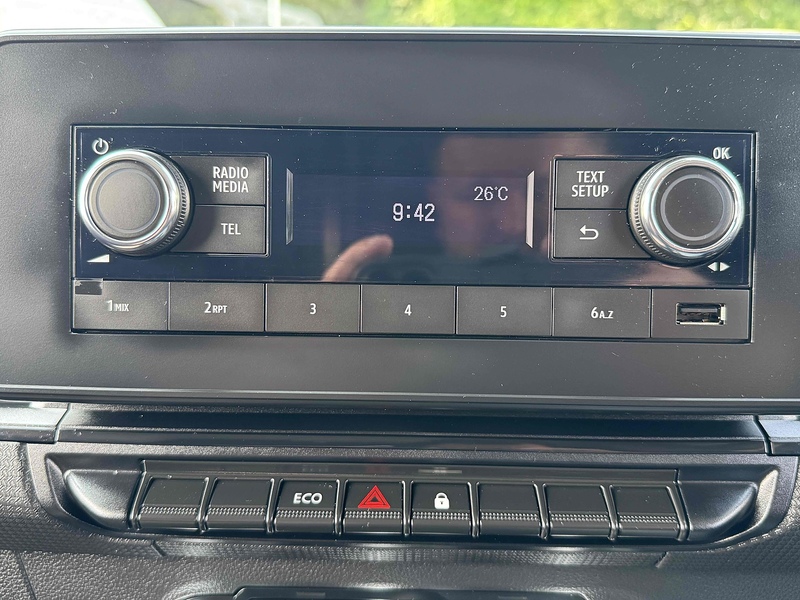 Renault Ml20 Ze Business 0.0 5dr Panel Van Automatic Electric