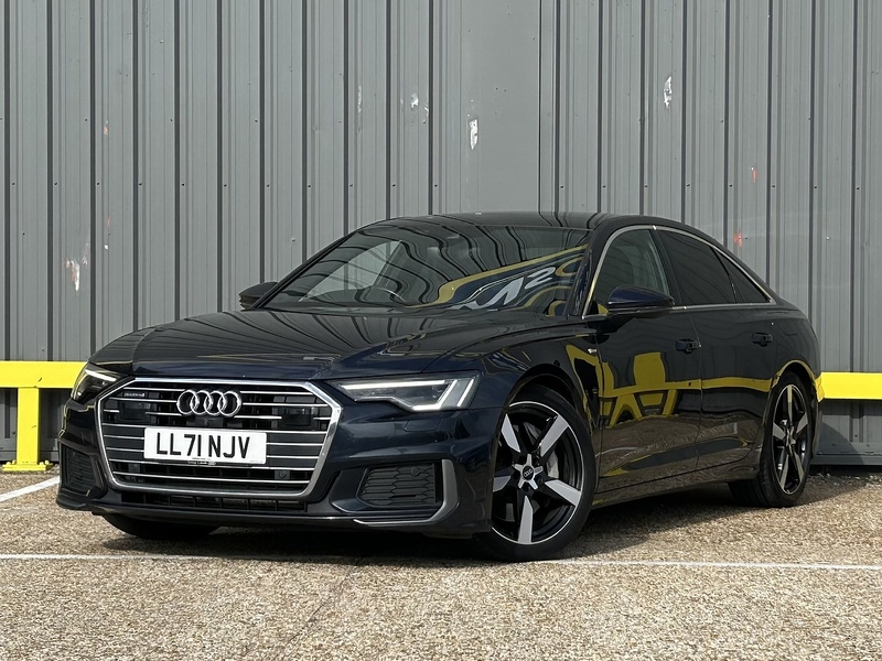 Audi 2.0 TFSIe 50 S line Saloon 4dr Petrol Plug-in Hybrid S Tronic quattro Euro 6 (s/s) 17.9kWh (299 ps)