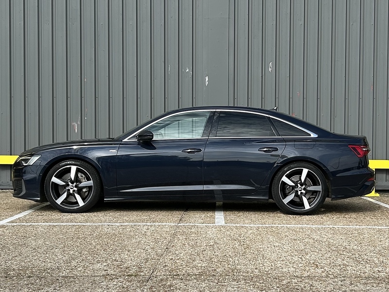 Audi 2.0 TFSIe 50 S line Saloon 4dr Petrol Plug-in Hybrid S Tronic quattro Euro 6 (s/s) 17.9kWh (299 ps)