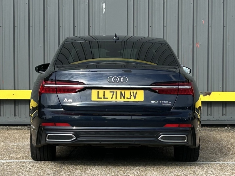 Audi 2.0 TFSIe 50 S line Saloon 4dr Petrol Plug-in Hybrid S Tronic quattro Euro 6 (s/s) 17.9kWh (299 ps)