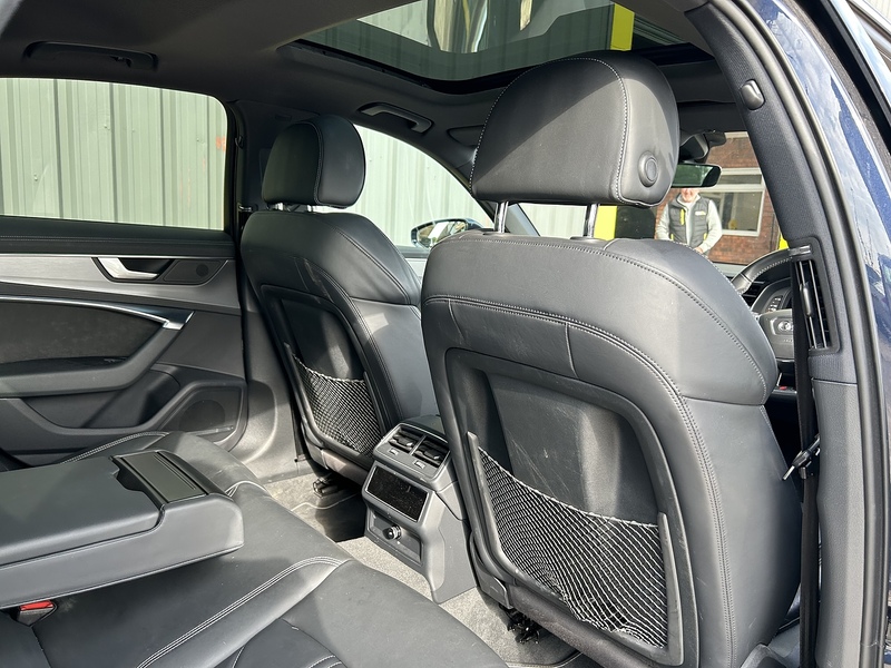 Audi 2.0 TFSIe 50 S line Saloon 4dr Petrol Plug-in Hybrid S Tronic quattro Euro 6 (s/s) 17.9kWh (299 ps)