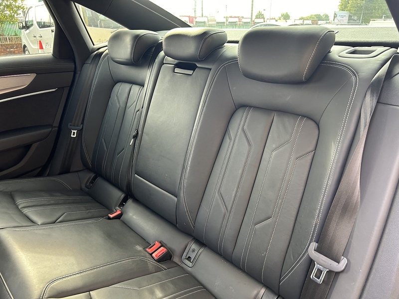 Audi 2.0 TFSIe 50 S line Saloon 4dr Petrol Plug-in Hybrid S Tronic quattro Euro 6 (s/s) 17.9kWh (299 ps)