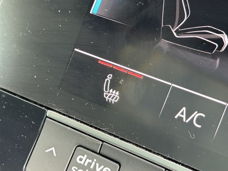 Audi 2.0 TFSIe 50 S line Saloon 4dr Petrol Plug-in Hybrid S Tronic quattro Euro 6 (s/s) 17.9kWh (299 ps)