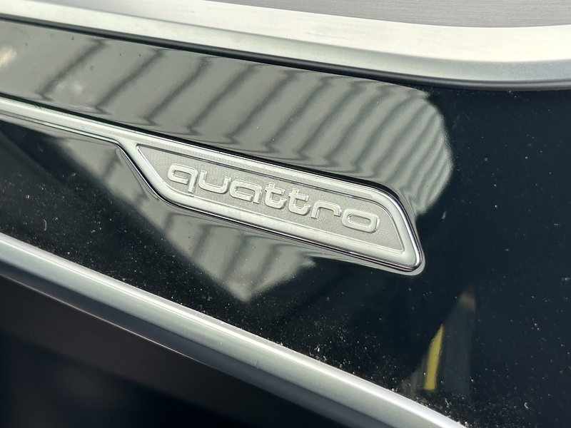 Audi 2.0 TFSIe 50 S line Saloon 4dr Petrol Plug-in Hybrid S Tronic quattro Euro 6 (s/s) 17.9kWh (299 ps)