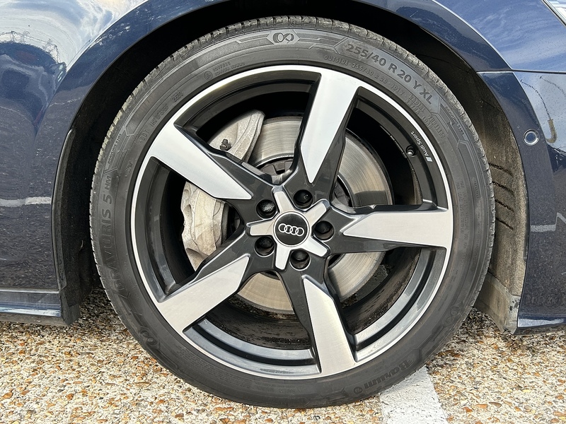 Audi 2.0 TFSIe 50 S line Saloon 4dr Petrol Plug-in Hybrid S Tronic quattro Euro 6 (s/s) 17.9kWh (299 ps)