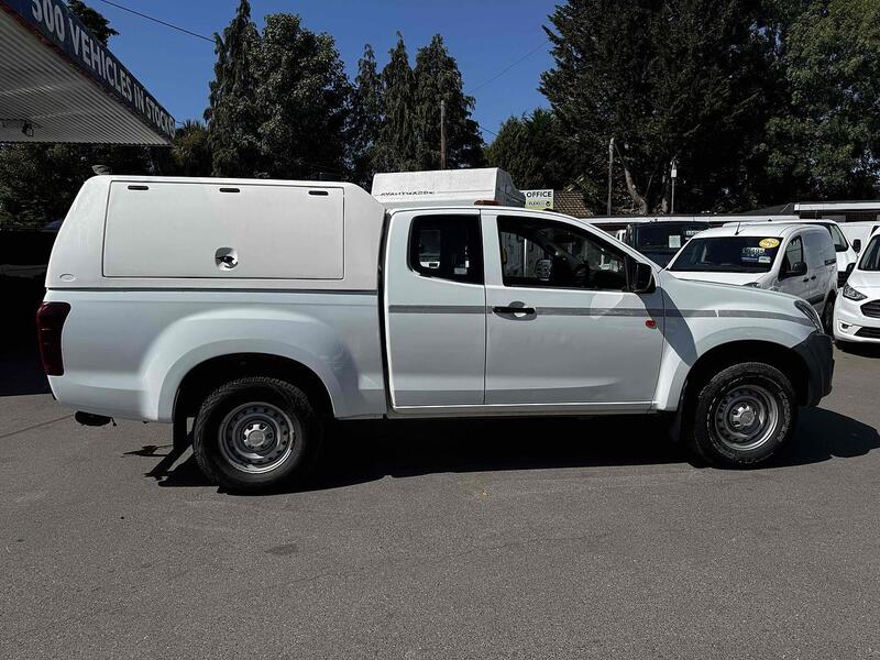 Isuzu 1.9 TD Utility Pickup Extended Cab 2dr Diesel Manual 4WD Euro 6 (164 ps)