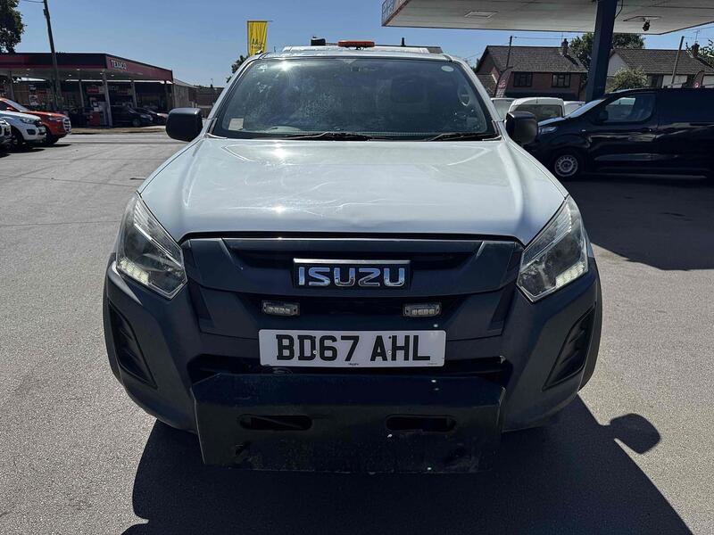 Isuzu 1.9 TD Utility Pickup Extended Cab 2dr Diesel Manual 4WD Euro 6 (164 ps)