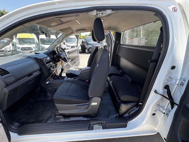 Isuzu 1.9 TD Utility Pickup Extended Cab 2dr Diesel Manual 4WD Euro 6 (164 ps)