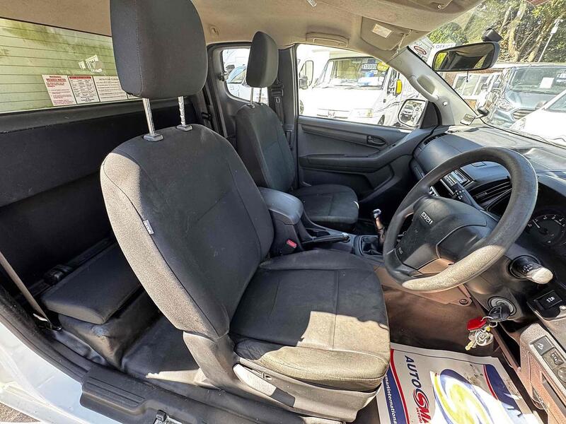 Isuzu 1.9 TD Utility Pickup Extended Cab 2dr Diesel Manual 4WD Euro 6 (164 ps)