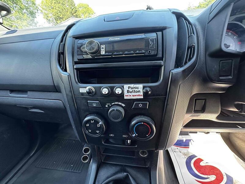 Isuzu 1.9 TD Utility Pickup Extended Cab 2dr Diesel Manual 4WD Euro 6 (164 ps)