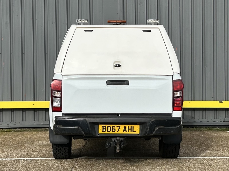 Isuzu 1.9 TD Utility Pickup Extended Cab 2dr Diesel Manual 4WD Euro 6 (164 ps)