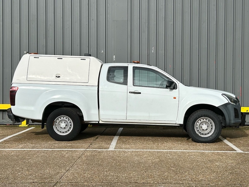 Isuzu 1.9 TD Utility Pickup Extended Cab 2dr Diesel Manual 4WD Euro 6 (164 ps)