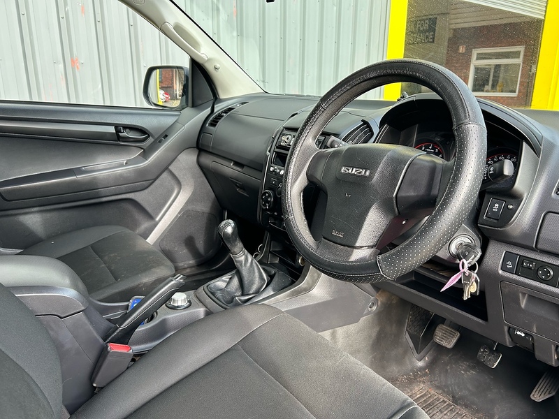 Isuzu 1.9 TD Utility Pickup Extended Cab 2dr Diesel Manual 4WD Euro 6 (164 ps)
