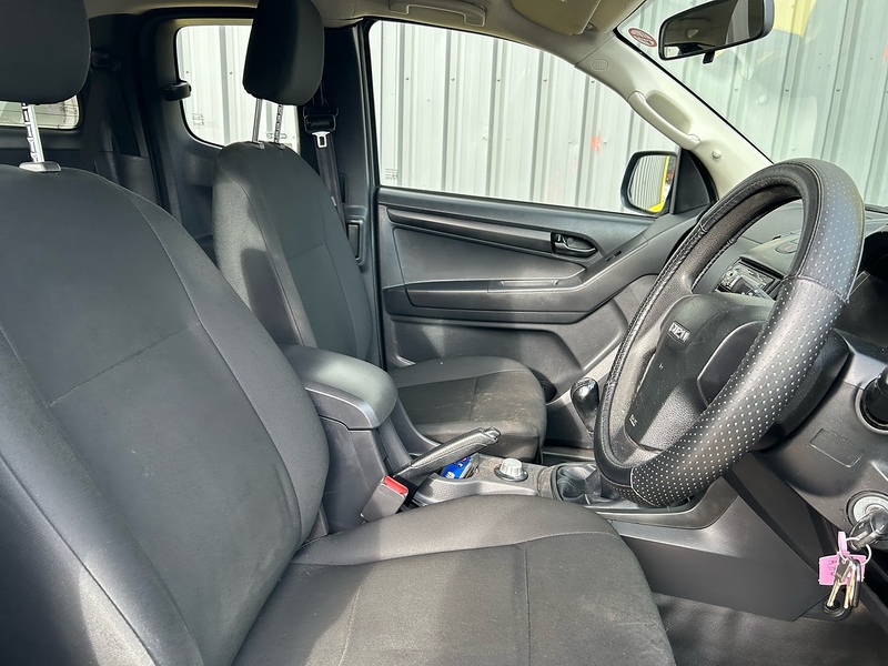 Isuzu 1.9 TD Utility Pickup Extended Cab 2dr Diesel Manual 4WD Euro 6 (164 ps)