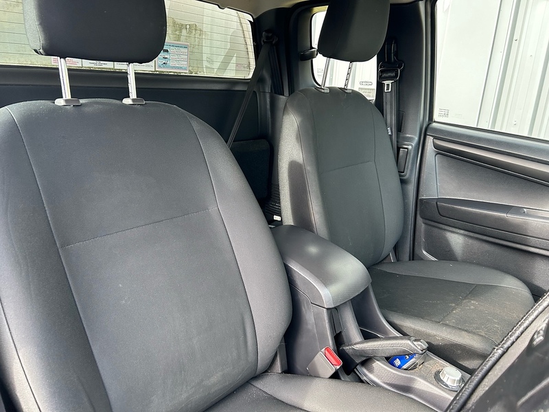 Isuzu 1.9 TD Utility Pickup Extended Cab 2dr Diesel Manual 4WD Euro 6 (164 ps)