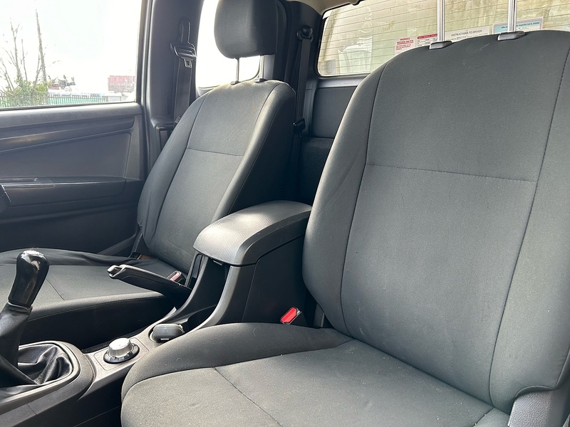 Isuzu 1.9 TD Utility Pickup Extended Cab 2dr Diesel Manual 4WD Euro 6 (164 ps)