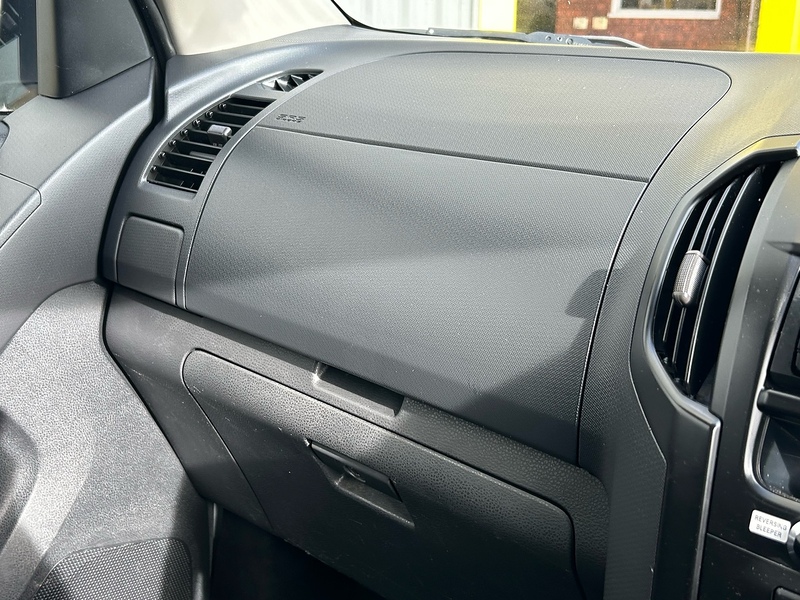 Isuzu 1.9 TD Utility Pickup Extended Cab 2dr Diesel Manual 4WD Euro 6 (164 ps)