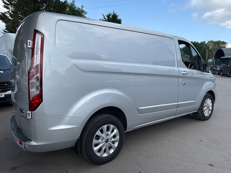 Ford 2.0 280 EcoBlue Limited Panel Van 5dr Diesel Manual L1 H1 Euro 6 (s/s) (130 ps)