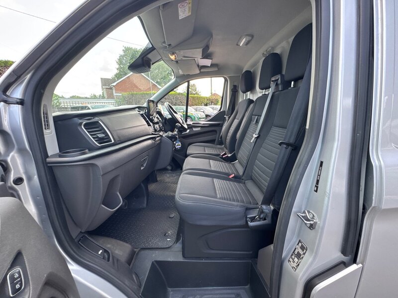 Ford 2.0 280 EcoBlue Limited Panel Van 5dr Diesel Manual L1 H1 Euro 6 (s/s) (130 ps)