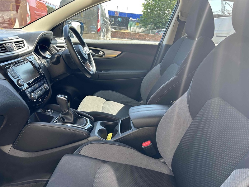 Nissan 1.3 DIG-T N-Connecta SUV 5dr Petrol DCT Auto Euro 6 (s/s) (160 ps)