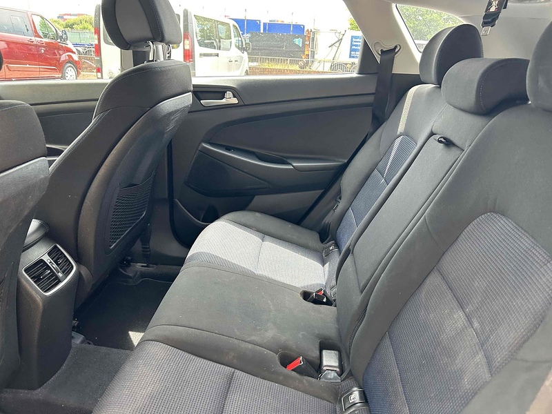 Hyundai 1.6 GDi Blue Drive SE Nav SUV 5dr Petrol Manual Euro 6 (s/s) (132 ps)