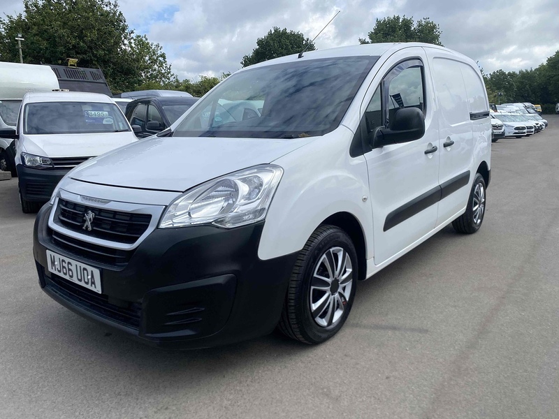 Peugeot 1.6 BlueHDi 856 S Temperature Controlled 4dr Diesel Manual L1 (112 g/km, 100 bhp)