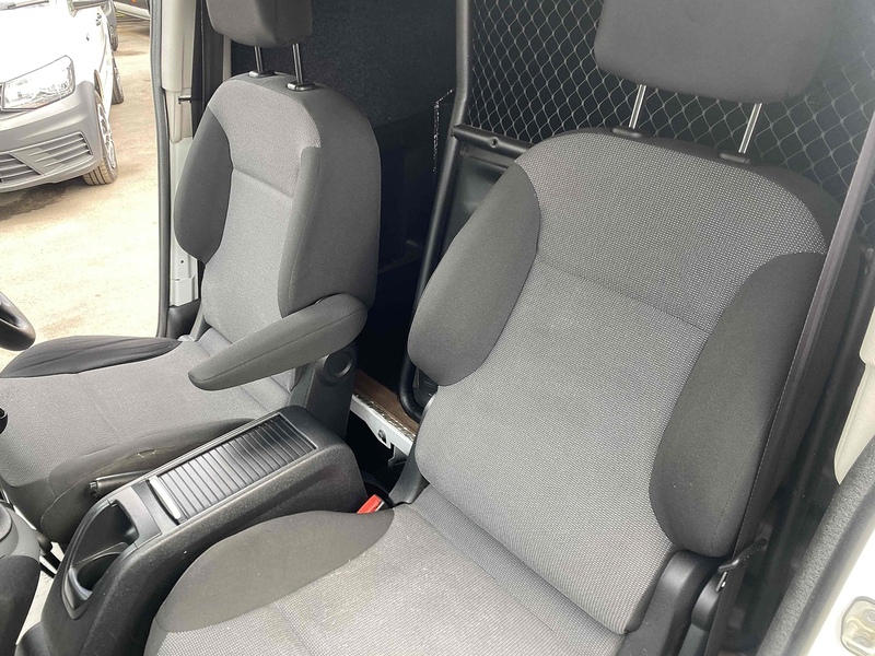 Peugeot 1.6 BlueHDi 856 S Temperature Controlled 4dr Diesel Manual L1 (112 g/km, 100 bhp)