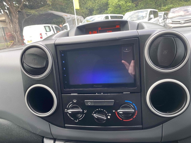 Peugeot 1.6 BlueHDi 856 S Temperature Controlled 4dr Diesel Manual L1 (112 g/km, 100 bhp)