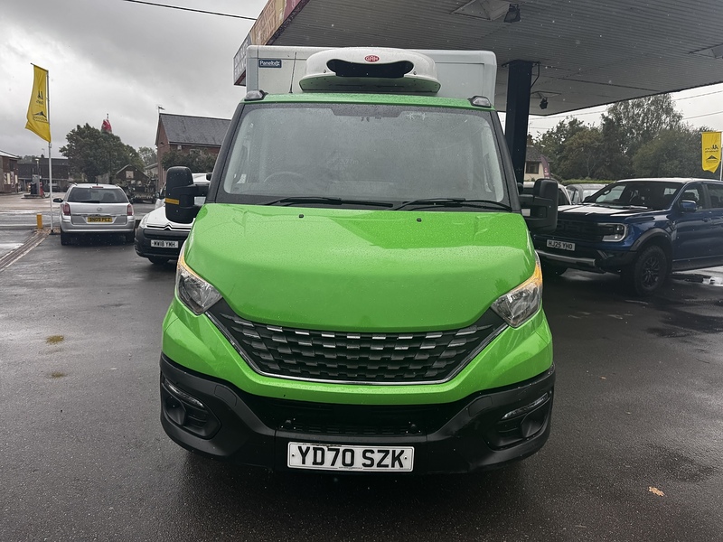 Iveco D HPI 14V 35S 3450 fridge van  2.3 Automatic Diesel 2.3 2dr Temperature Controlled Vans Automatic 2.3 2dr Temperature Controlled Vans Automatic Diesel