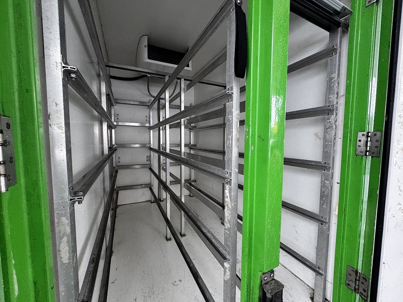 Iveco D HPI 14V 35S 3450 fridge van  2.3 Automatic Diesel 2.3 2dr Temperature Controlled Vans Automatic 2.3 2dr Temperature Controlled Vans Automatic Diesel