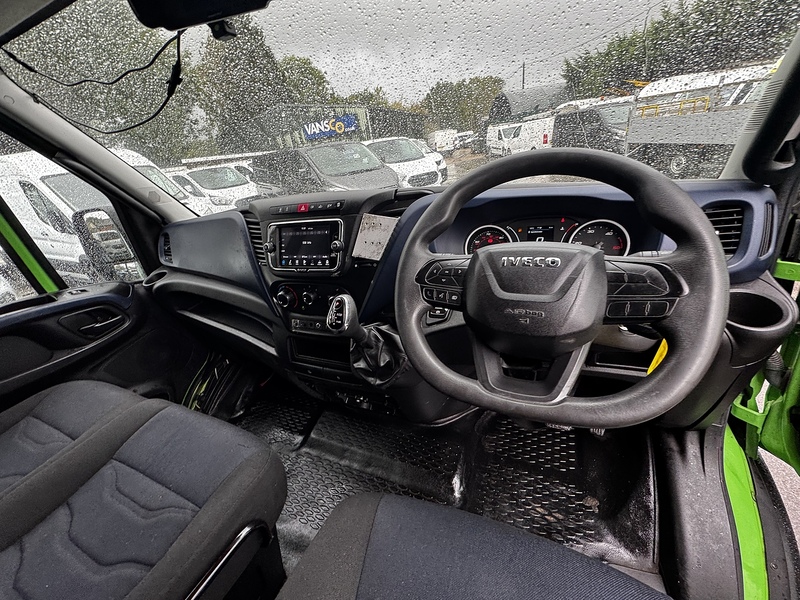 Iveco D HPI 14V 35S 3450 fridge van  2.3 Automatic Diesel 2.3 2dr Temperature Controlled Vans Automatic 2.3 2dr Temperature Controlled Vans Automatic Diesel