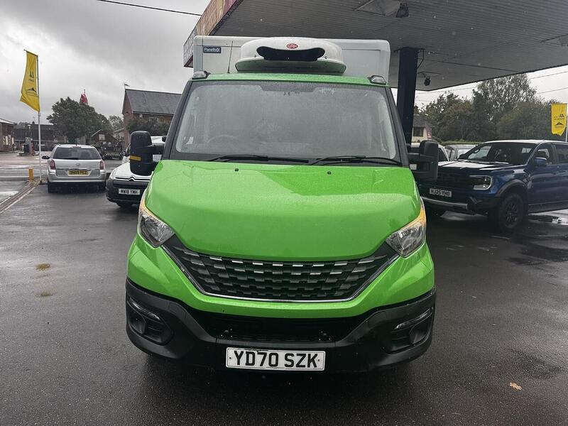 Iveco D HPI 14V 35S 3450 fridge van  2.3 Automatic Diesel 2.3 2dr Temperature Controlled Vans Automatic 2.3 2dr Temperature Controlled Vans Automatic Diesel